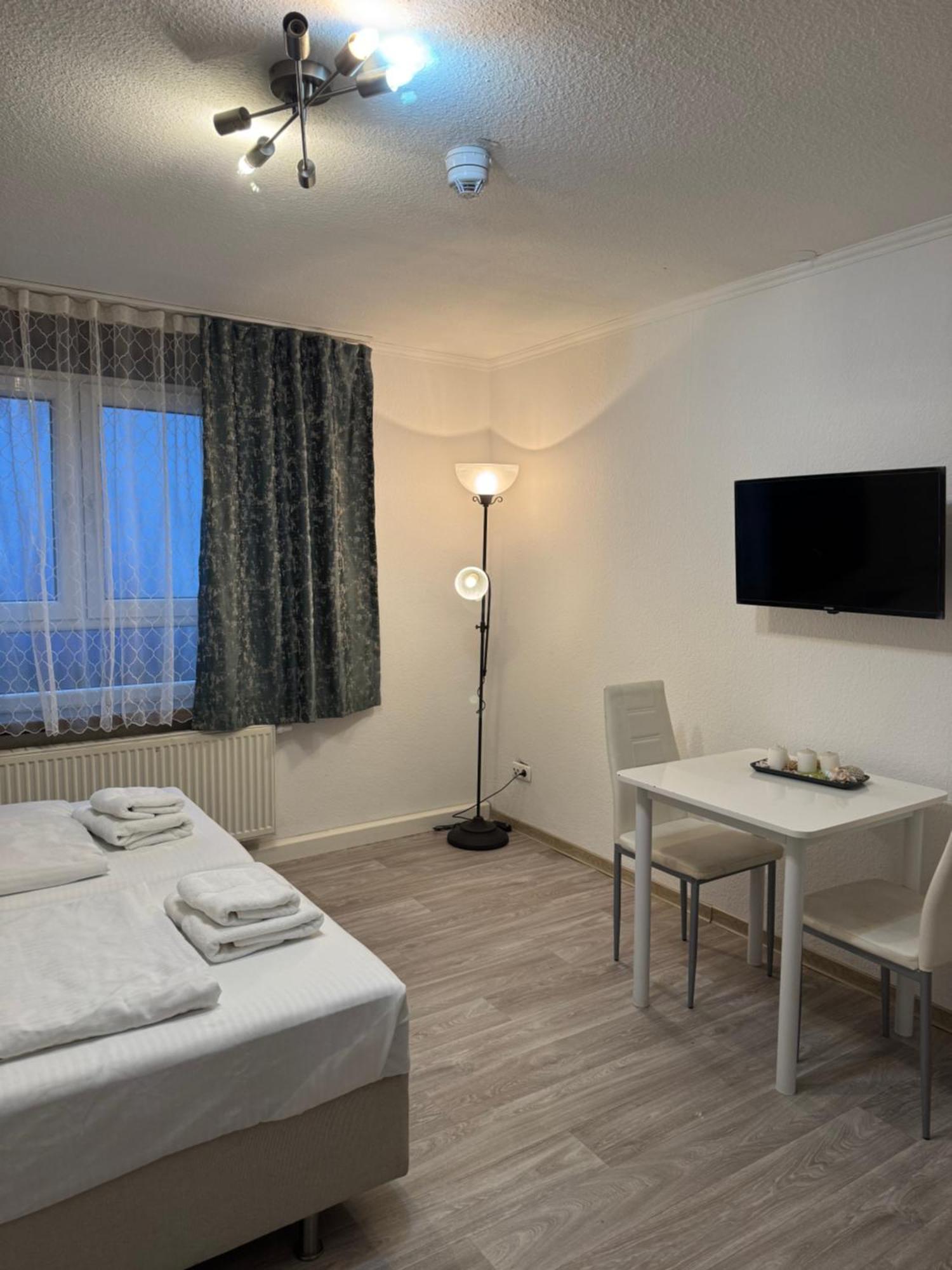 Hotel-Pension Alt-Heidenberg Siegen Ngoại thất bức ảnh