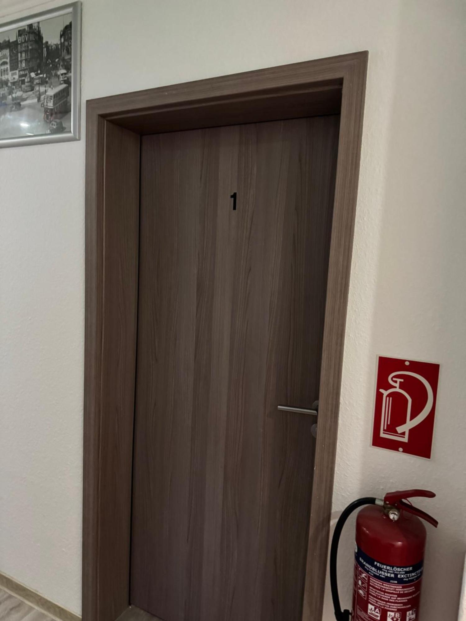 Hotel-Pension Alt-Heidenberg Siegen Ngoại thất bức ảnh